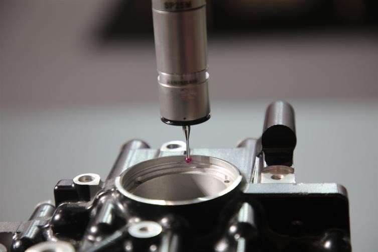 Croma Plus 在缸體內(nèi)壁掃描檢測(cè)的應(yīng)用案例(圖1) Croma Plus 在缸體內(nèi)壁掃描檢測(cè)的應(yīng)用案例(圖1)