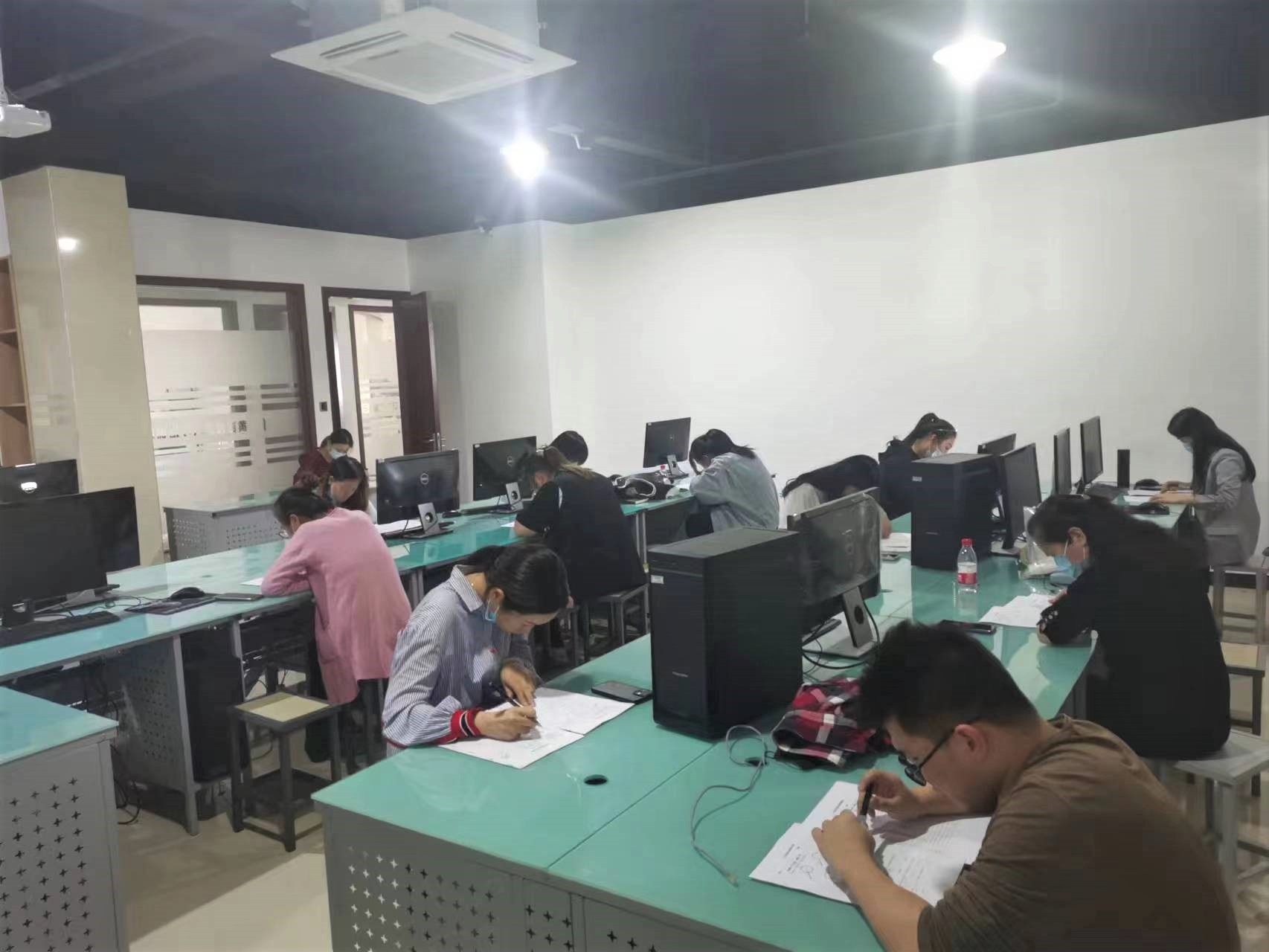 69ea2d713f69937a8600cb48ed2b9d2.jpg 69ea2d713f69937a8600cb48ed2b9d2.jpg